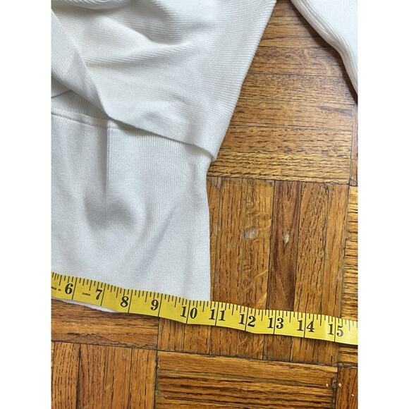 Dynamite Full Manche Longue pbt Ls Twist Front Sweater Size XS NWT - Picture 9 of 9